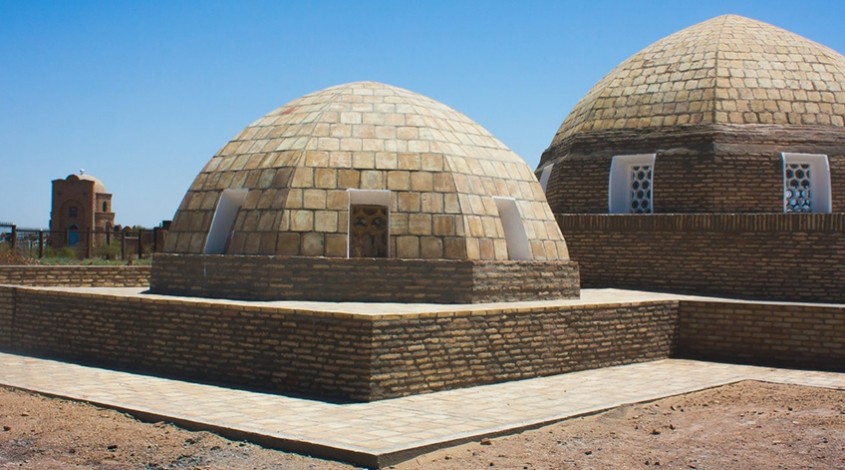 Mazlumkhan Mausoleum — photo 1