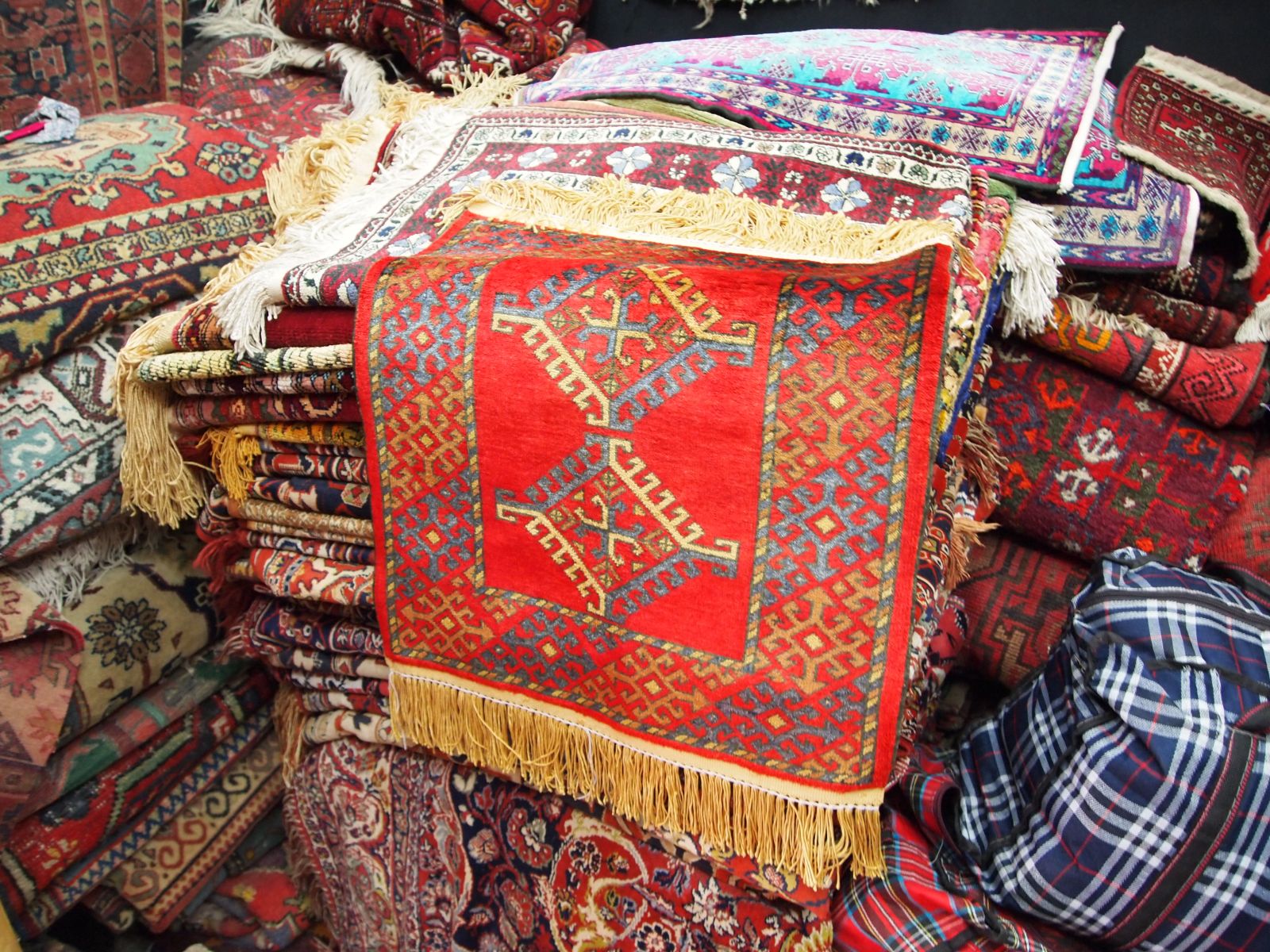 Uzbek carpets — photo 2